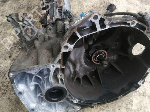Used Gearbox NISSAN X-TRAIL I (T30) 2.2 dCi 4x4 (136 hp) 28868271