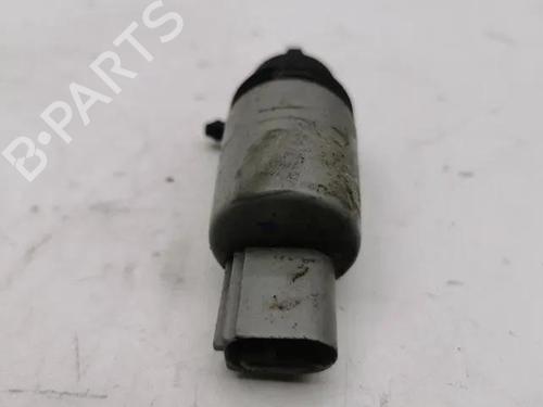Used Washer pump BMW 5 Touring (E61) 525 d (177 hp) 28860607