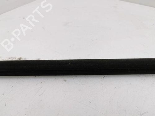 Door moulding trim VOLVO S80 II (124) 2.4 D | BP28887075C150 