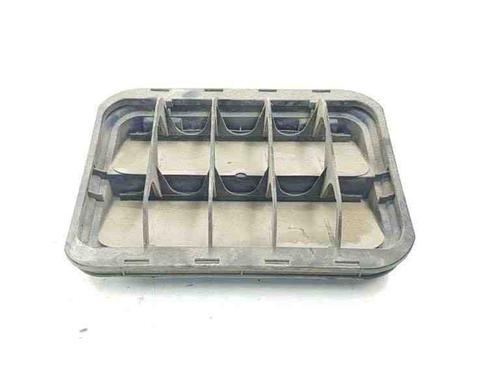 Grill PEUGEOT 407 (6D_) 2.0 HDi 135 (6DRHRH, 6DRHRE, 6DRHRG, 6DRHRJ) (136 hp) 28886358