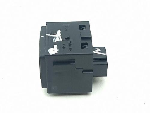 Switch LAND ROVER DISCOVERY SPORT (L550) 2.0 D 4x4 | BP38278599I30 - Image 3