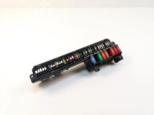 Used Fuse box Fuse box 33921377 33921377