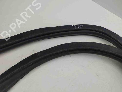 Gummiliste AUDI Q3 (F3B) 35 TFSI | BP28899756C142