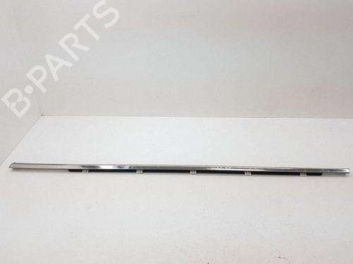 Used Door moulding trim Door moulding trim HYUNDAI i40 I (VF) 1.7 CRDi (136 hp) 40167386 40167386