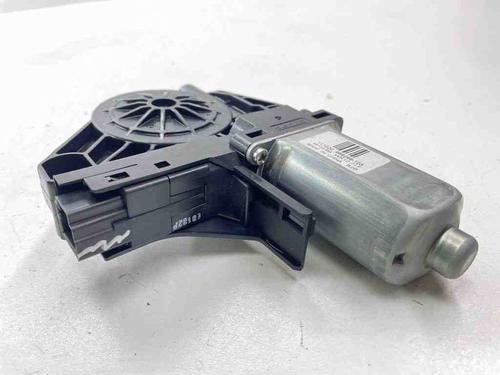 Left front window motor VOLVO V60 I (155) 1.6 DRIVe | BP28890347E21 