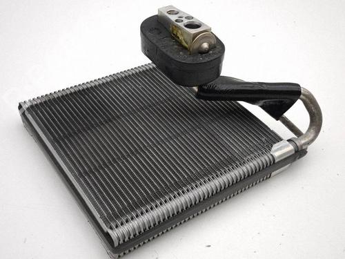 AC radiator AUDI A3 Sportback (8YA, 8YF) 30 TFSI | BP40069878M32 - Image 3