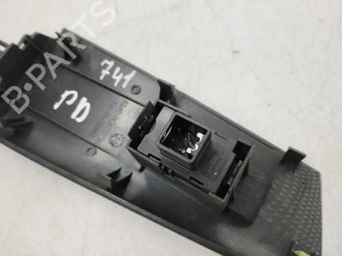 Right front window switch TOYOTA COROLLA (_E12_) 2.0 D-4D (CDE120R, CDE120L_) | BP33877351I26 - Image 2