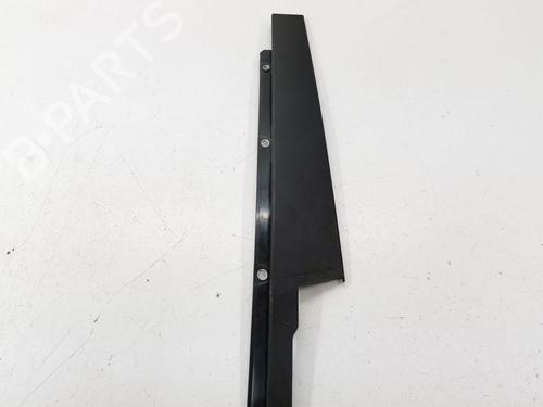 Used Door moulding trim JEEP RENEGADE SUV (BU, B1, BV) 1.6 CRD (120 hp) 28891021