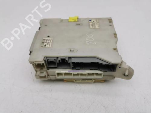 Used Fuse box Fuse box 33256450 33256450