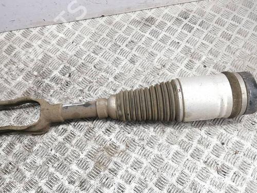 Used Right front shock absorber JEEP GRAND CHEROKEE IV (WK, WK2) 3.0 CRD V6 4x4 (241 hp) 28879945