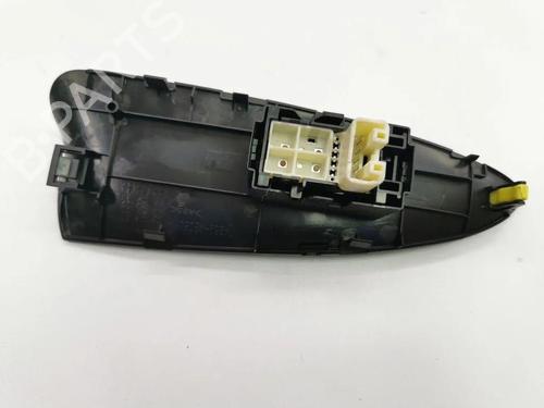 Left front window switch TOYOTA RAV 4 III (_A3_) 2.2 D 4WD (ALA30_, ALA30R) | BP33913680I27 - Image 4