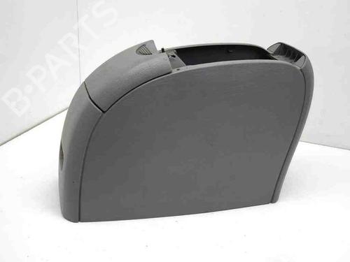 Used Middle console CHRYSLER VOYAGER IV (RG, RS) 2.8 CRD (150 hp) 28874657