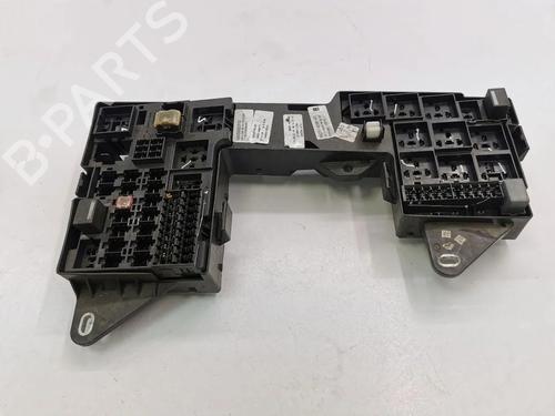 Used Fuse box Fuse box 36360485 36360485