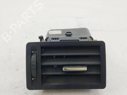 Used Air vent FORD KUGA I 2.0 TDCi (136 hp) 28902901