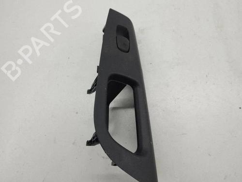 Used Left rear window switch Left rear window switch NISSAN JUKE (F16_) DIG-T 117 (117 hp) 40209285 40209285