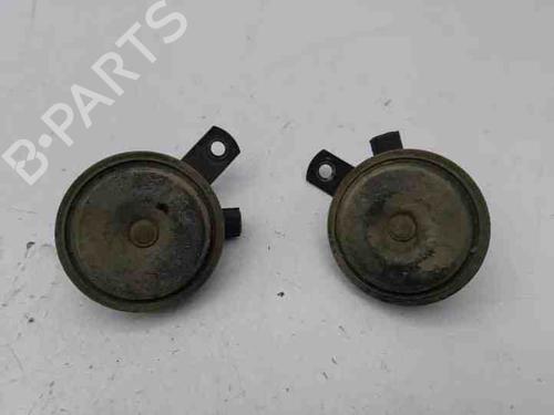 Used Horn HONDA CR-V II (RD_) 2.2 CTDi (RD9) (140 hp) 28851138