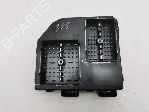 Used Fuse box Fuse box 28846565 28846565