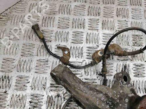 Right front steering knuckle CHRYSLER VOYAGER IV (RG, RS) 2.8 CRD | BP28895716M26 