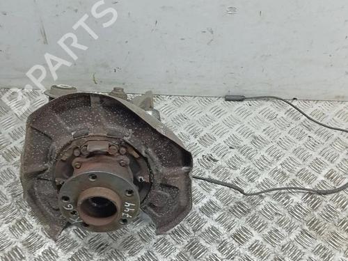 Used Left rear steering knuckle BMW X5 (E70) xDrive 30 d (235 hp) 28898045