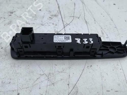 Switch BMW X5 (F15, F85) xDrive 40 d | BP31635350I30 