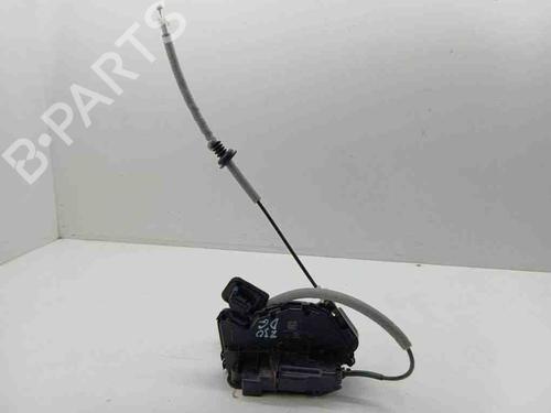 Højre bagtil lås SEAT ATECA (KH7, KHP) 1.5 TSI (150 hp) 28897582