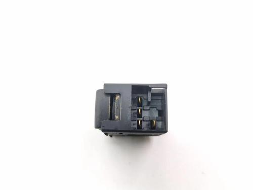 Left rear window switch VW PASSAT B5 Variant (3B5) 1.9 TDI | BP33252720I29 - Image 2