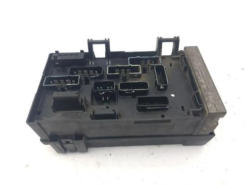 Used Fuse box Fuse box 28874658 28874658