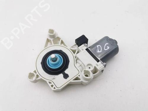 Used Right rear window motor Right rear window motor 33226799 33226799