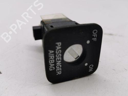 Used Switch TOYOTA COROLLA Verso (_E12_) 2.0 D-4D (CDE120_) (116 hp) 28858339