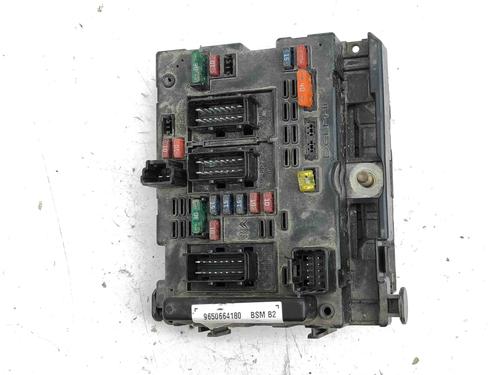 Fuse box PEUGEOT 307 SW (3H) 2.0 HDI 90 | BP28872202E1