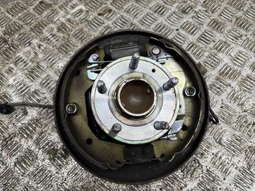 Used Left rear steering knuckle CHEVROLET TRAX 1.4 (140 hp) 30923534