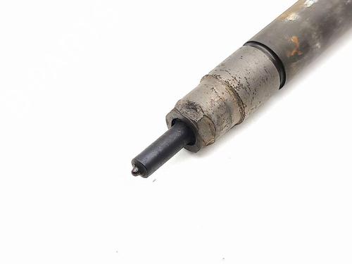 Injector VOLVO V70 II (285) D5 | BP29829149M100