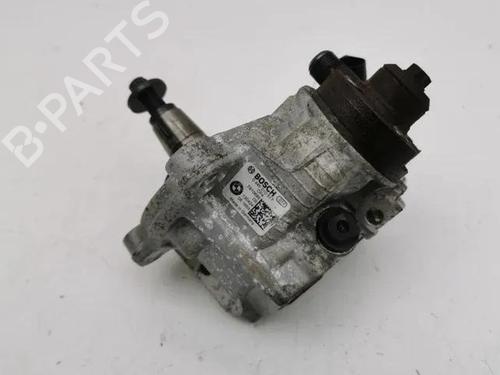 Used Fuel pump BMW 5 (F10) 520 d (184 hp) 28854523