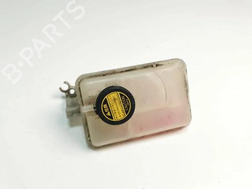 Used Brake fluid reservoir Brake fluid reservoir 32674982 32674982