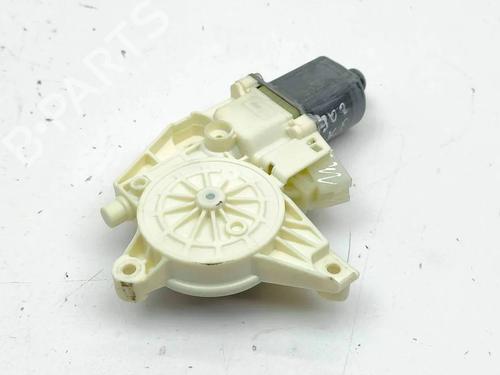 Left front window motor INFINITI Q30 1.5 D | BP33664573E21 - Image 6
