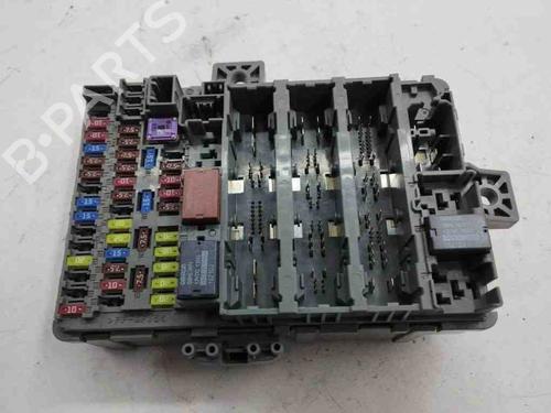 Used Fuse box HONDA CIVIC IX (FK) 2.2 i-DTEC (FK3) (150 hp) 28877072