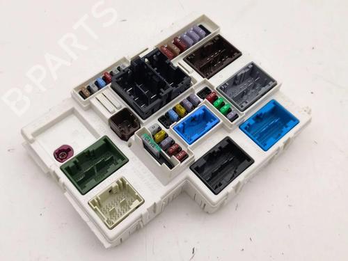 Used Fuse box Fuse box 36465666 36465666
