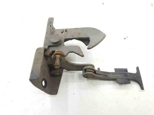 Used Hood lock MERCEDES-BENZ S-CLASS (W220, V220) S 320 CDI (220.026, 220.126) (197 hp) 28847541