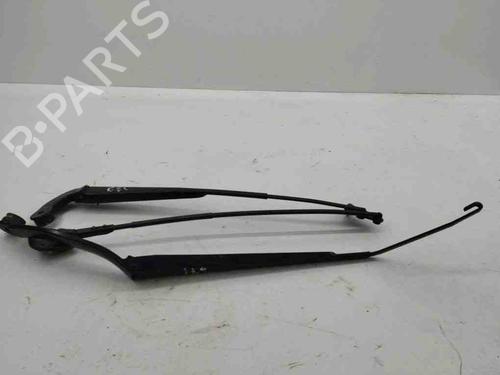 Used Front windshield wiper arm MASERATI QUATTROPORTE V 4.2 (400 hp) 28876824
