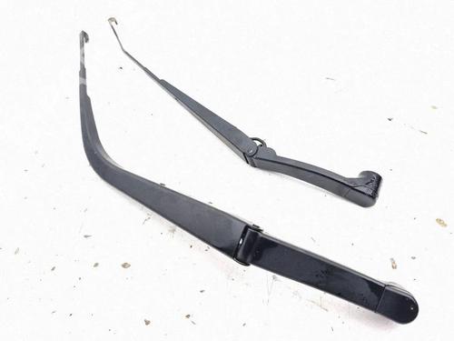 Used Front windshield wiper arm Front windshield wiper arm 39499504 39499504