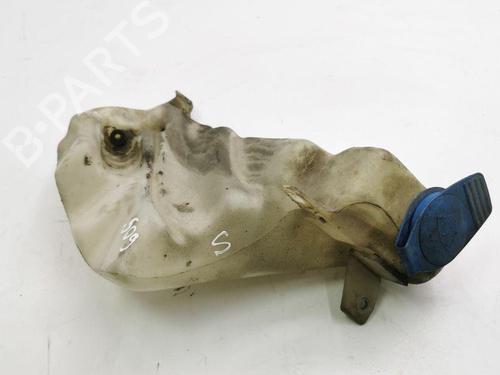 Used Windscreen washer tank VW PASSAT B5 (3B2) 1.9 TDI (110 hp) 28893619