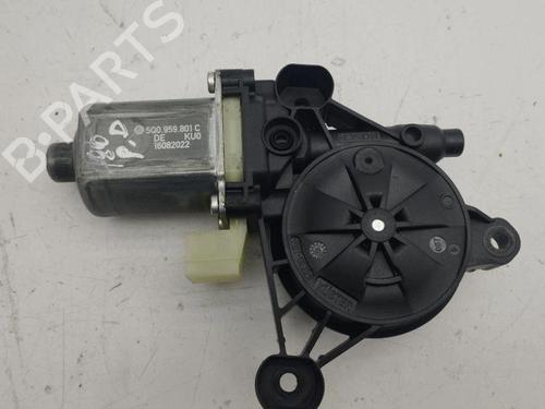 Rudehejsemotor forskærm venstre AUDI Q2 (GAB, GAG) 35 TFSI (150 hp) 28899799