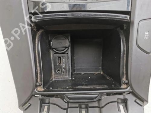 Middle console HYUNDAI i40 I CW (VF) 1.7 CRDi | BP36194491I22 - Image 9
