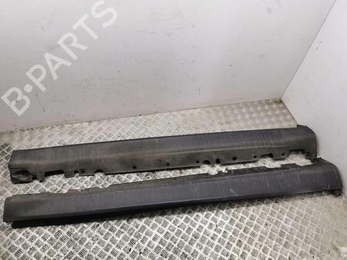 Used Left sideskirt Left sideskirt 33866179 33866179