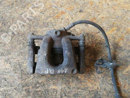 Used Right front brake caliper BMW 1 (E87) 118 d (122 hp) 28866858