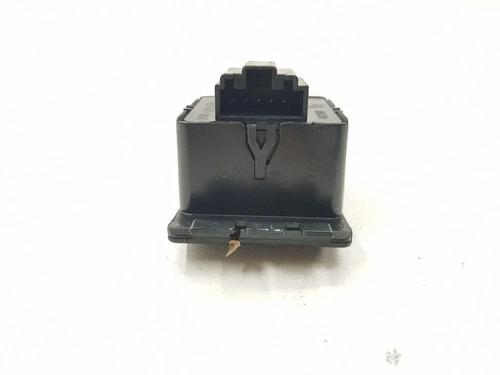 Warning switch AUDI A6 C7 Avant (4G5, 4GD) 2.0 TDI | BP38249559I22 - Image 4