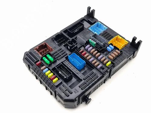Used Fuse box Fuse box 29829225 29829225