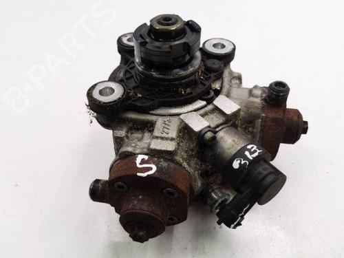 Used Fuel pump VOLVO V60 I (155) D3 / D4 (163 hp) 28844357