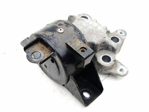 Used Engine mount CHEVROLET TRAX 1.4 (140 hp) 30956669
