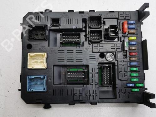 Used Fuse box PEUGEOT 5008 (0U_, 0E_) 1.6 HDi (112 hp) 28851169